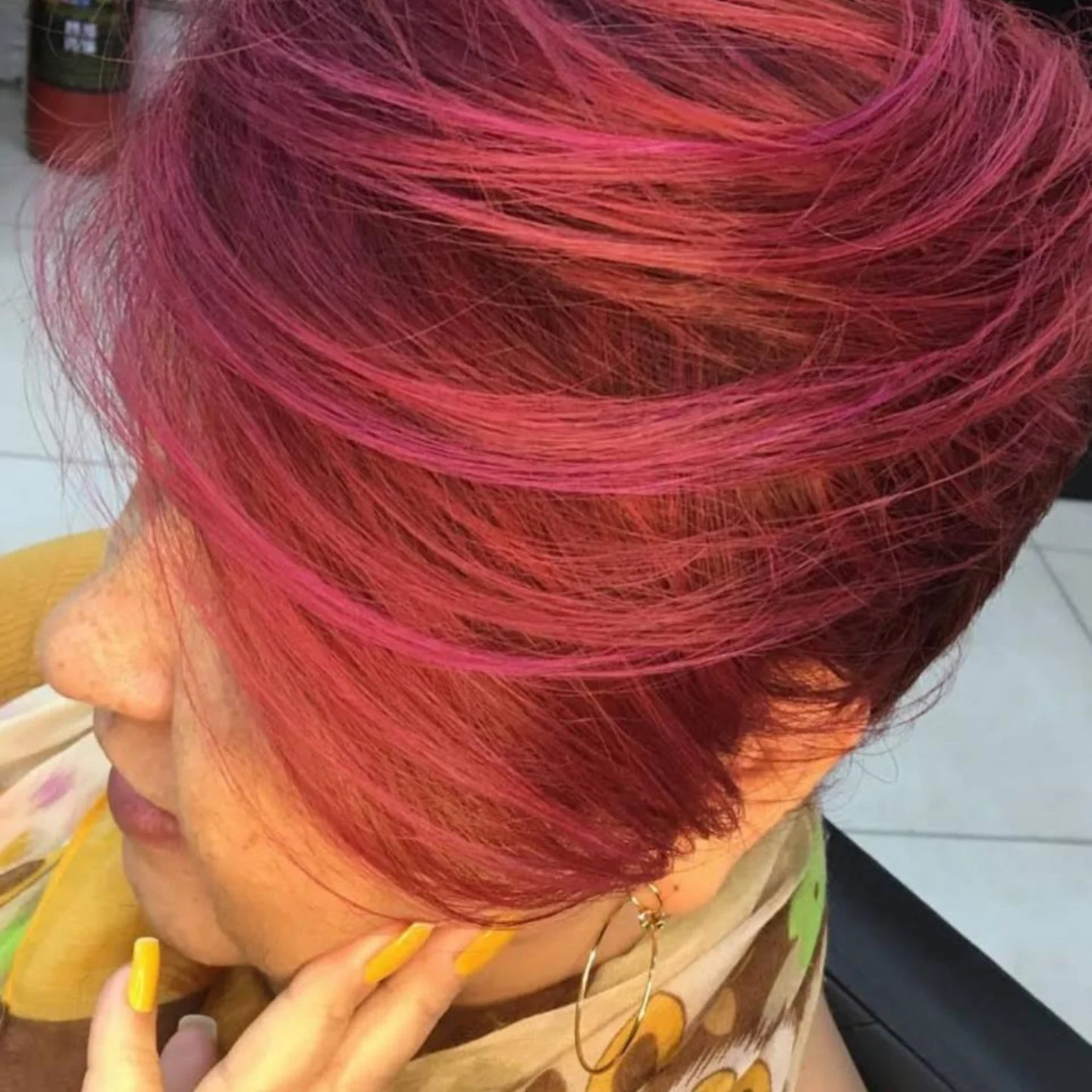 Estilo de cabelo moderno com textura e movimento - Salão Jurema Fernandes